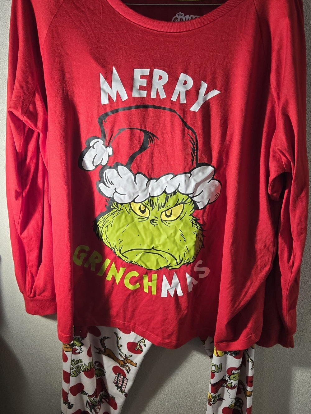 Licensed Grinch Merry Graphic Red Kids Long-Sleeve Tee